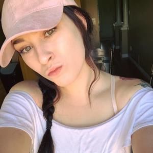 Meet your Posher, Nikki